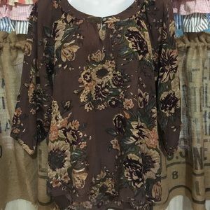 World market floral brown blouse!